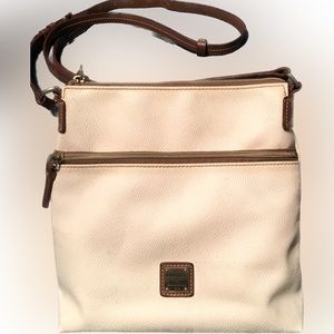 Dooney & Burke Pebble Grain Leather Crossbody Shoulder Handbag